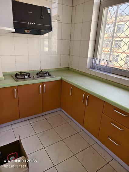 沧州二中家属楼3室2厅118平中楼层/共5层