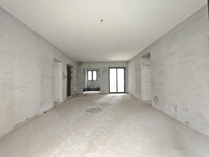 北京华发四季4室2厅136平低楼层/共33层