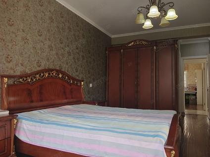 北京国奥现代城(东区)3室2厅134平中楼层/共5层