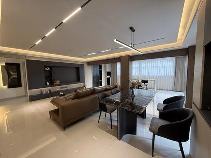 江门居安楼4室2厅220平低楼层/共8层