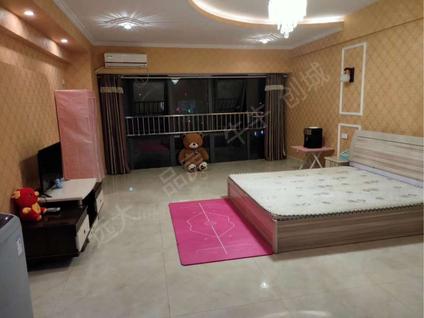 北京华洋新世界国际广场1室1厅57平中楼层/共25层