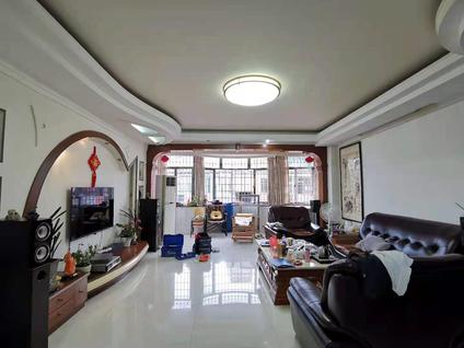 北京华清中心城3室2厅133.23平高楼层/共7层