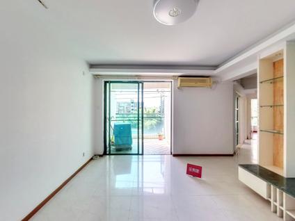 北京骏皇名居3室2厅84.89平低楼层/共34层