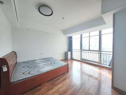 北京都市港湾1室1厅41平低楼层/共36层