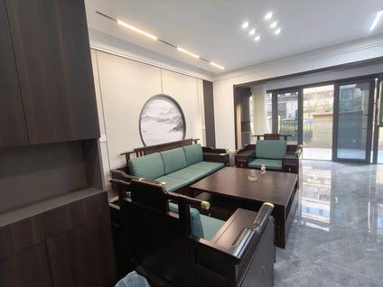 北京万像皇家公馆5室2厅118平低楼层/共9层