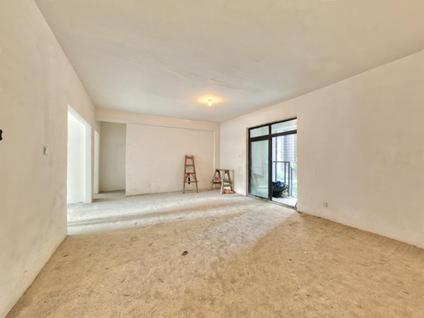 北京凤凰湖国际社区3室2厅119.34平低楼层/共7层