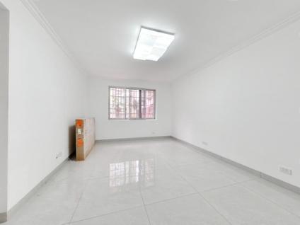 北京师大教师宿舍3室1厅93平低楼层/共8层