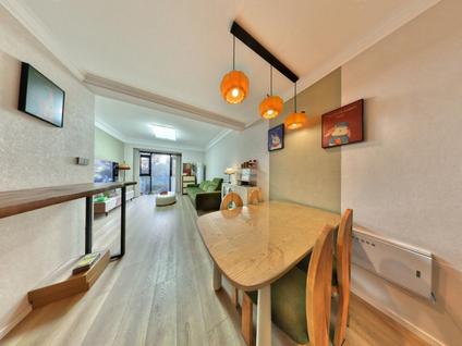 成都东湖国际3室1厅89平低楼层/共32层