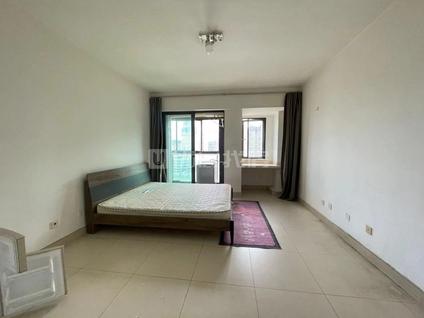 昆明万科金域缇香1室0厅36平中楼层/共34层