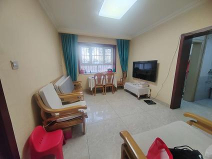 北京团结大院2室1厅60.87平低楼层/共5层