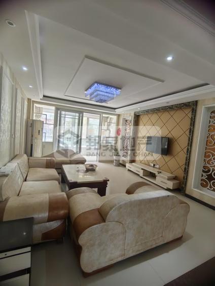 北京早城小区3室2厅139平低楼层/共11层