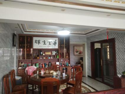 北京恒基大厦4室2厅183平中楼层/共19层