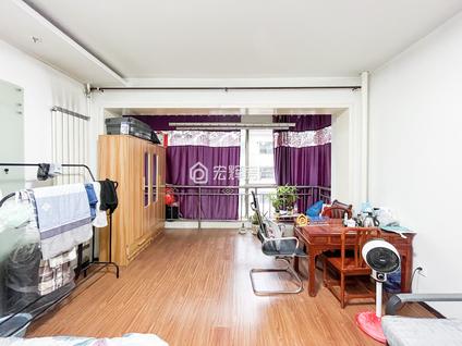兰州桃花苑3室2厅140.95平高楼层/共8层