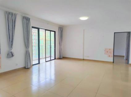 北京海侨花园3室2厅130平中楼层/共14层