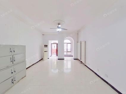 北京海德堡花园4室4厅171.81平低楼层/共3层