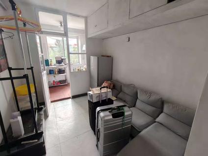 北京燕翔(西里)1室1厅42.46平高楼层/共5层