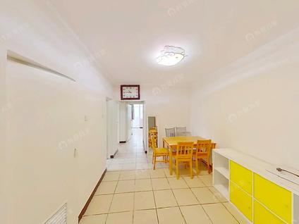 北京芙蓉里小区4室1厅94.9平低楼层/共6层