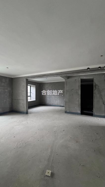 孝感崇文广场玖璋院5室2厅184平高楼层/共13层