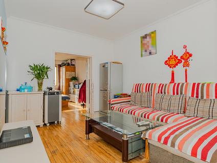 北京翠微东里2室1厅81平中楼层/共18层