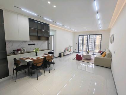 北京鹤山新华城3室2厅116平高楼层/共28层