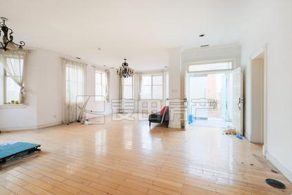 北京富成花园5室2厅267.24平低楼层/共1层