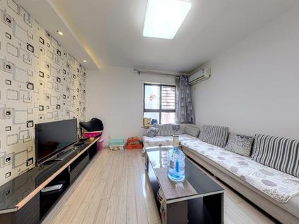 西安曲江海天华庭2室2厅83.62平低楼层/共33层