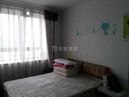 北京国际一花园3室2厅131平高楼层/共38层