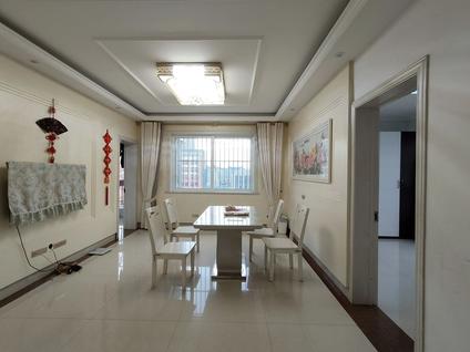 北京北京花园4室2厅147.88平低楼层/共17层