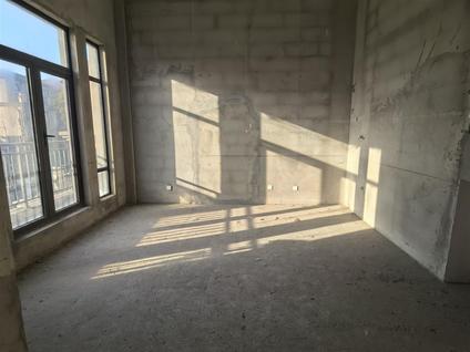 北京翡翠庄园4室2厅265.81平低楼层/共4层