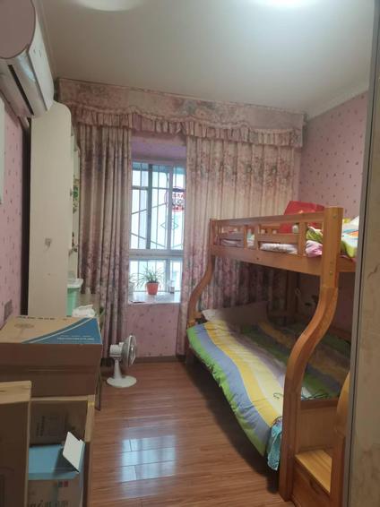 资阳鸿腾天空城3室2厅120平高楼层/共12层