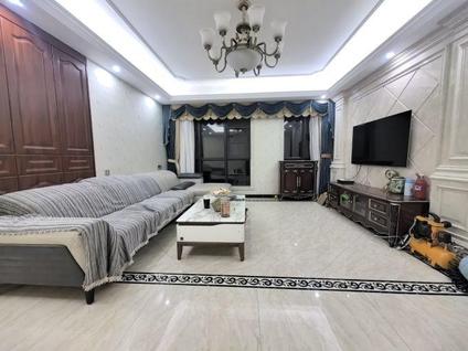 温州大发凯旋门4室2厅136平低楼层/共32层