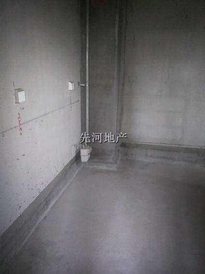 淮安弘辉首馥4室2厅184平中楼层/共33层