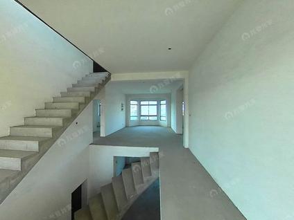 苏州太湖美山庄7室4厅339.31平低楼层/共3层