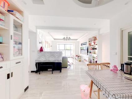 贵阳中铁逸都国际(B区)3室2厅102.39平高楼层/共30层