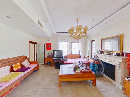 北京温哥华森林8室5厅394.92平低楼层/共1层