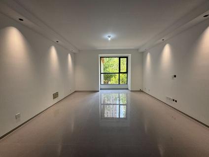 北京藏龙福地3室2厅140.78平低楼层/共33层