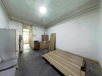 西安太阳食品家属院2室1厅51.65平高楼层/共5层