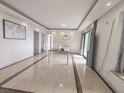 北京南部湾万科城(四期)4室2厅111平低楼层/共34层