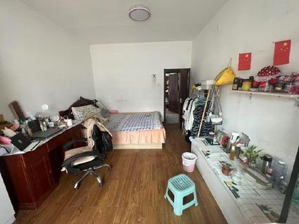 北京卫生局宿舍楼2室1厅65平高楼层/共6层