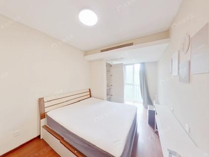 北京锦鸿阁1室1厅68.53平低楼层/共14层