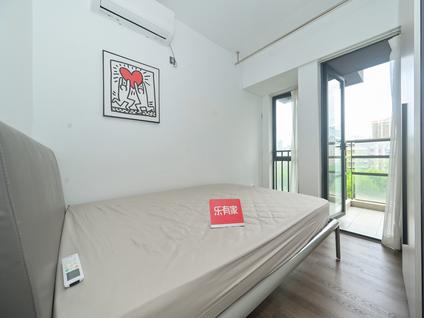 深圳花样年花乡1室0厅28.11平低楼层/共20层