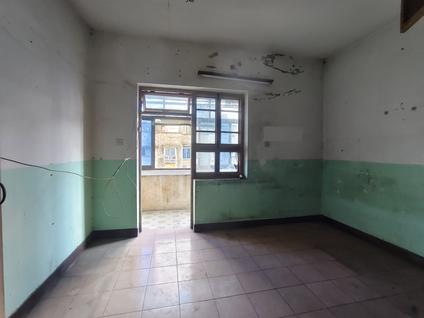 重庆华渝西苑1室1厅45平高楼层/共7层