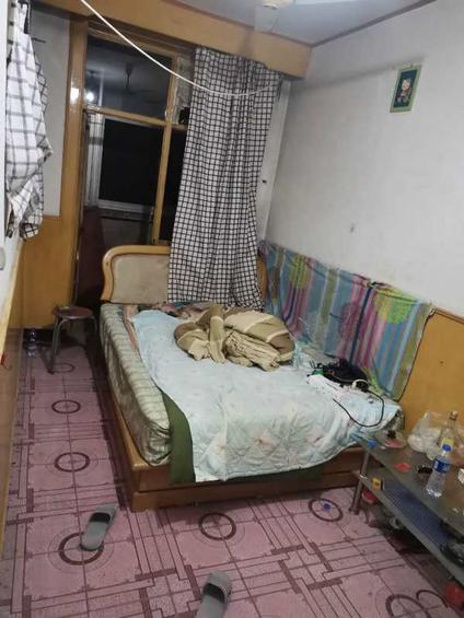 北京水月寺法院宿舍3室2厅95.6平高楼层/共5层