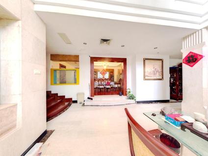 北京南泉小筑5室2厅293.68平低楼层/共3层