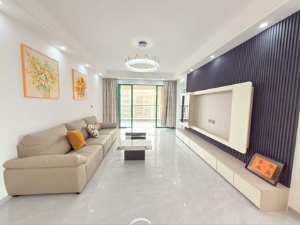 北京凤山水岸(一期）3室2厅107平高楼层/共23层