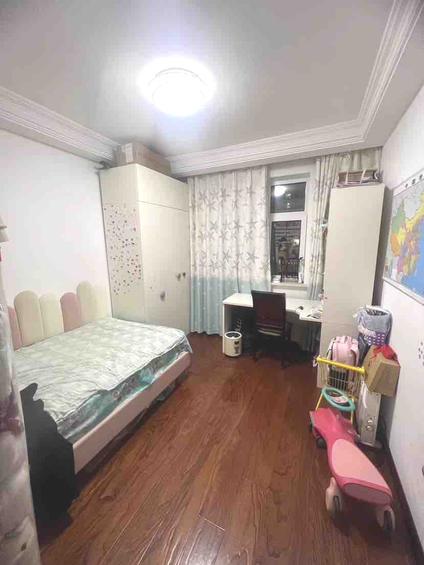 北京中天北湾新城(一期)3室2厅128平中楼层/共18层