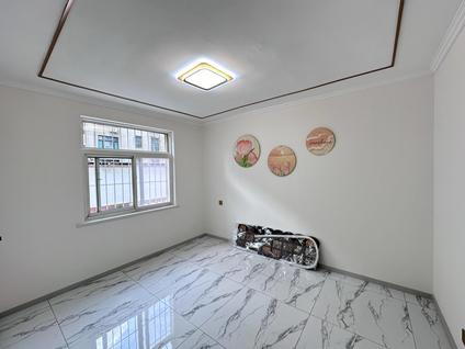 北京齐泰花苑3室1厅75.88平低楼层/共6层