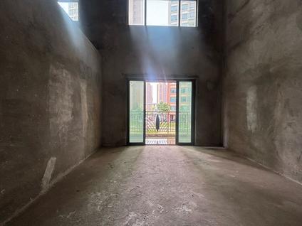 江门奕聪花园5室2厅302平低楼层/共5层