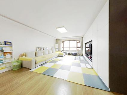 哈尔滨南郡香醍雅诺(二期)4室2厅232平低楼层/共17层