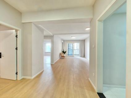 北京融侨锦江2室2厅99.47平中楼层/共41层